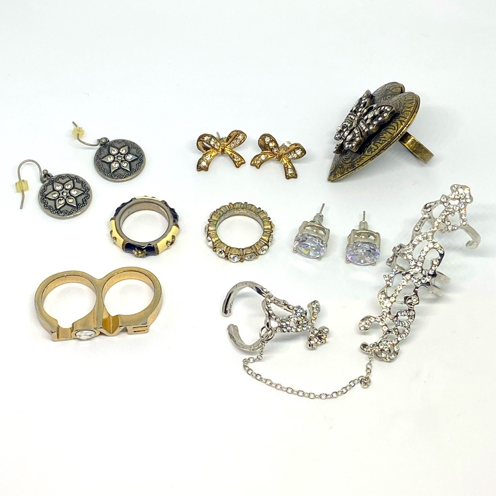Multiple rings and earrings bundle